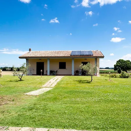 Podere Giovanni Olivo Farm stay Tarquinia