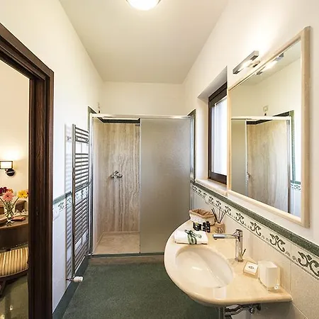 Podere Giovanni Olivo Farm stay Tarquinia